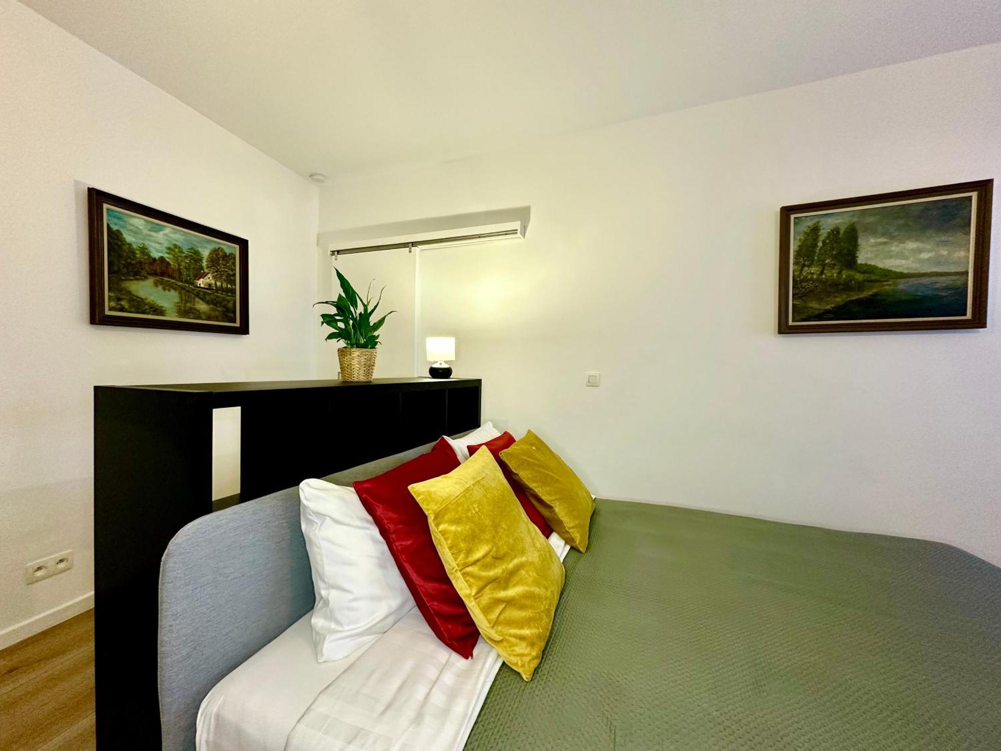 Luxury Suites Mons By Rikas Hotels Exterior photo